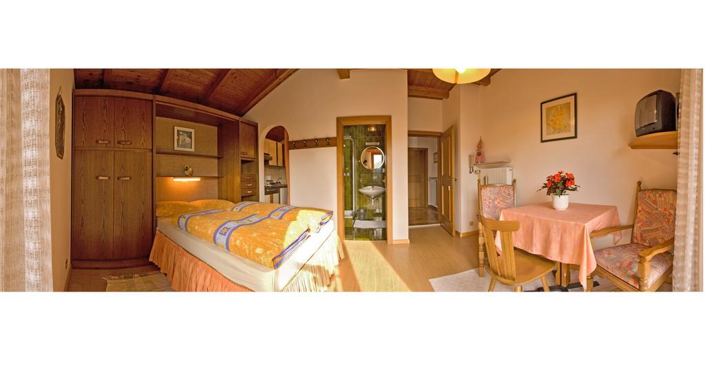 Appartments Geislerblick Castelrotto Habitación foto